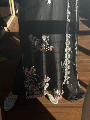 RN-02 - Rang-e-Nayaab - Grusha khurana Label