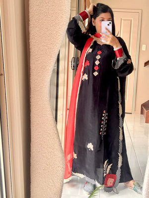 ZN-01 - Zeenat - Grusha khurana Label