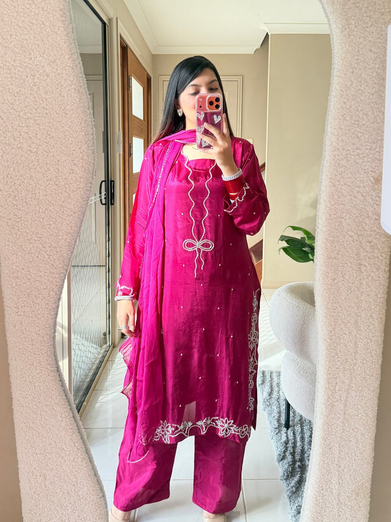 SN-07 - Sham-e-Noor - Grusha khurana Label
