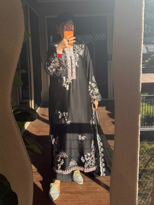 RN-02 - Rang-e-Nayaab - Grusha khurana Label