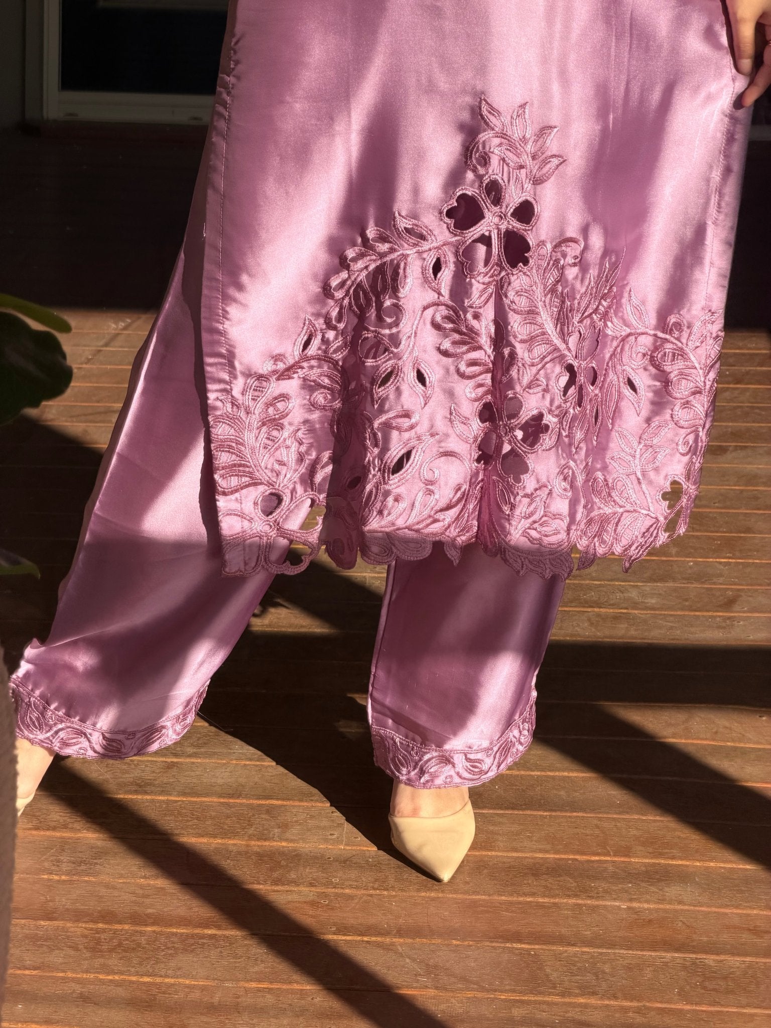 RN-03 - Rang-e-Nayaab - Grusha khurana Label