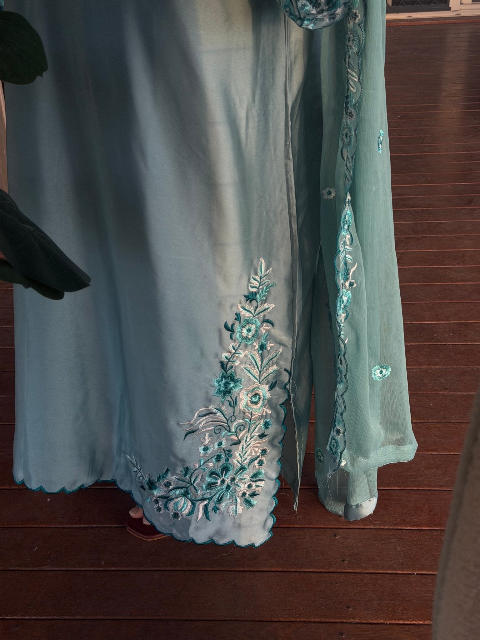 RN-06 - Rang-e-Nayaab - Grusha khurana Label